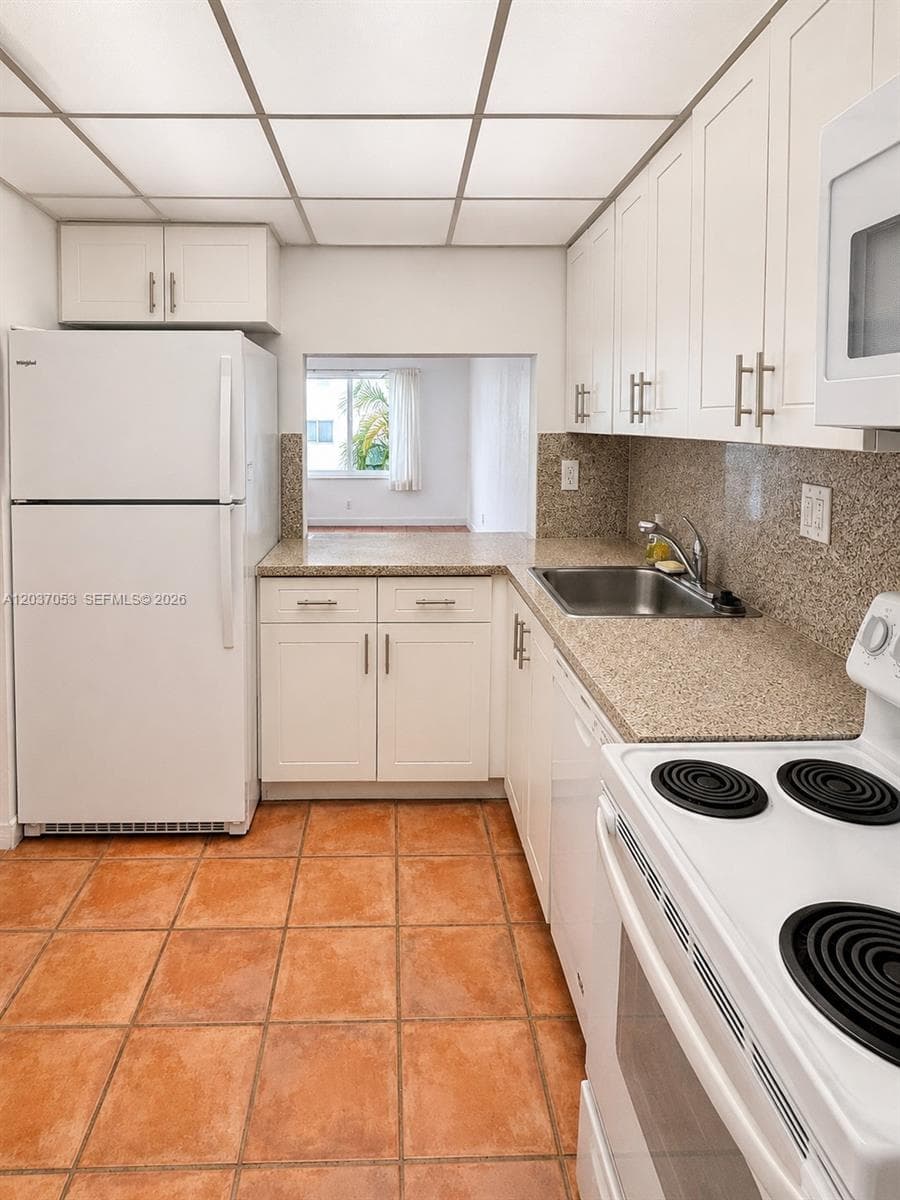 240 Galen · #214 in Key Biscayne - Photo 4