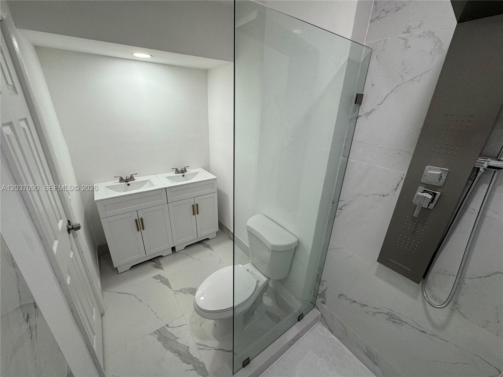 Coastal Garden Condo · #211 in Hallandale Beach - Photo 27