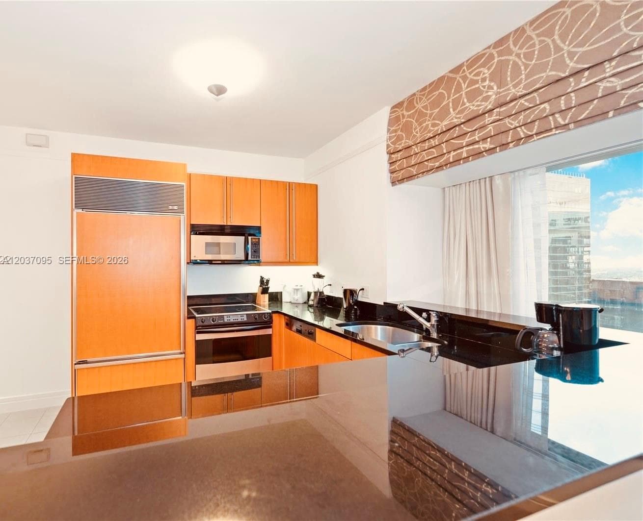 MILLENNIUM TOWER CONDOMIN · #3412 in Miami - Photo 6