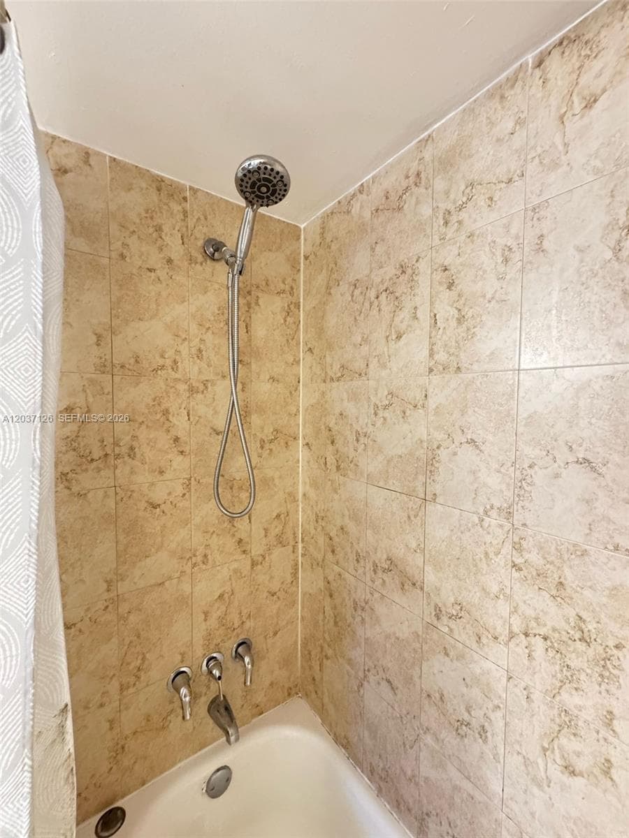 MOFFETT PLACE CONDO · #214 in Hallandale Beach - Photo 13