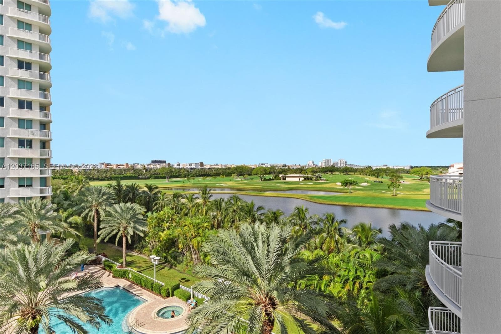 DUO CONDOMINIUM EAST · #501E in Hallandale Beach - Photo 2