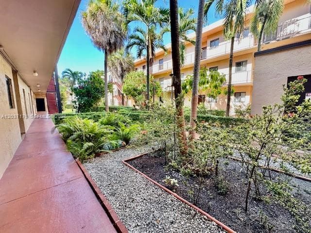 West Flagler Heritage II · #K106 in Sweetwater - Photo 5