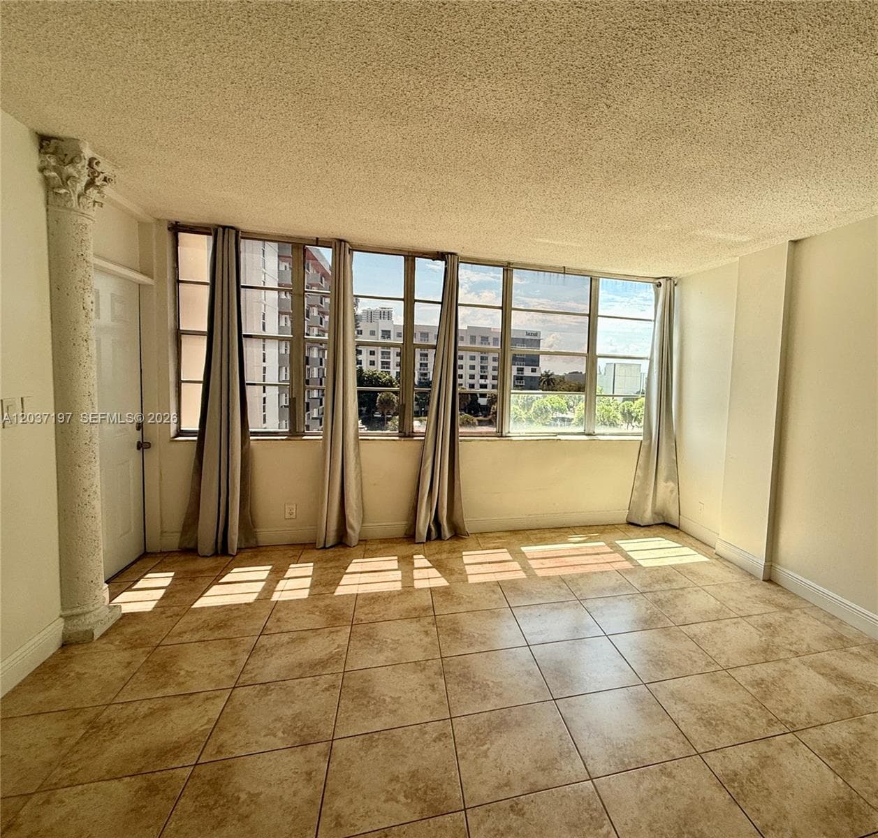 CRESTVIEW TOWERS CONDO · #507 in North Miami Beach - Photo 2