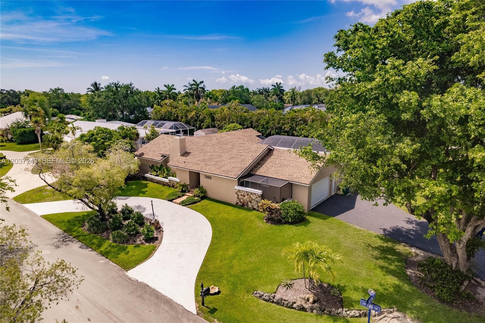 7880 SW 180th Ter photo 2