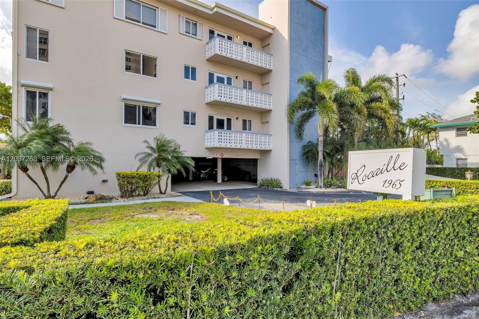 ROCAILLE CONDO APTS · #208 in Lauderdale By The Sea - Photo 33