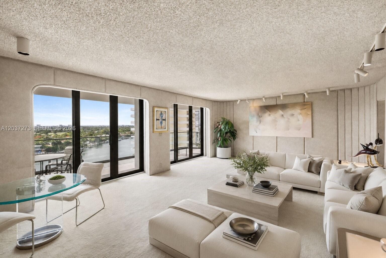 TOWERHOUSE CONDO · #1401 in Miami Beach - Photo 2