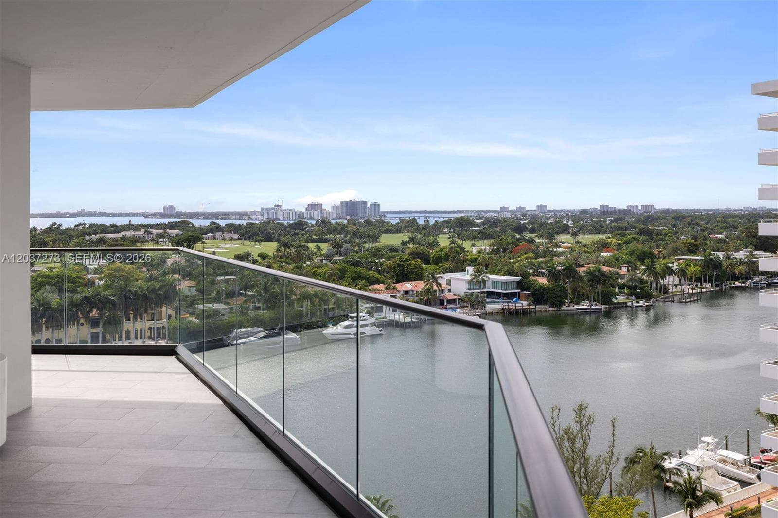 TOWERHOUSE CONDO · #1401 in Miami Beach - Photo 26