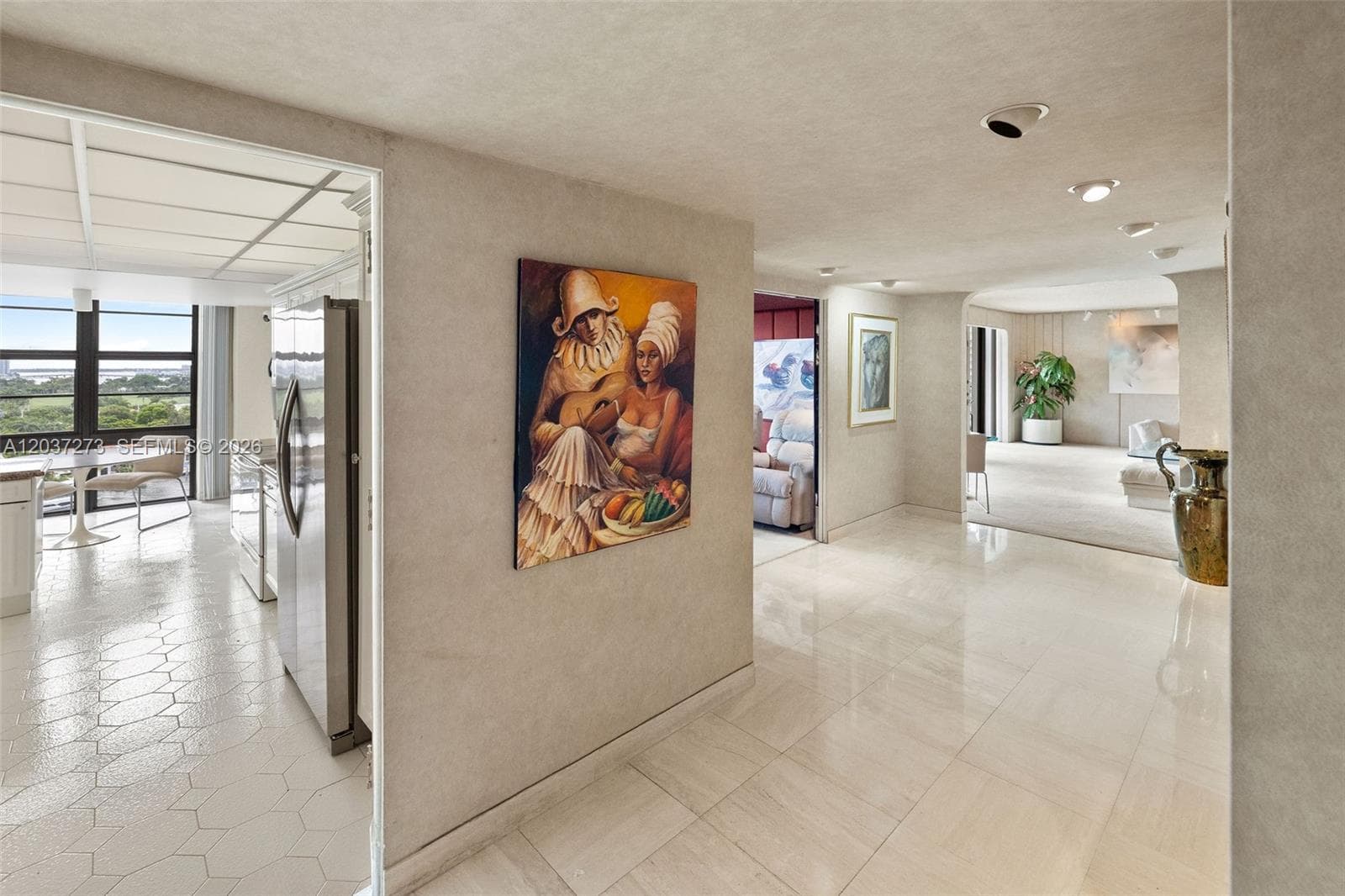 TOWERHOUSE CONDO · #1401 in Miami Beach - Photo 7