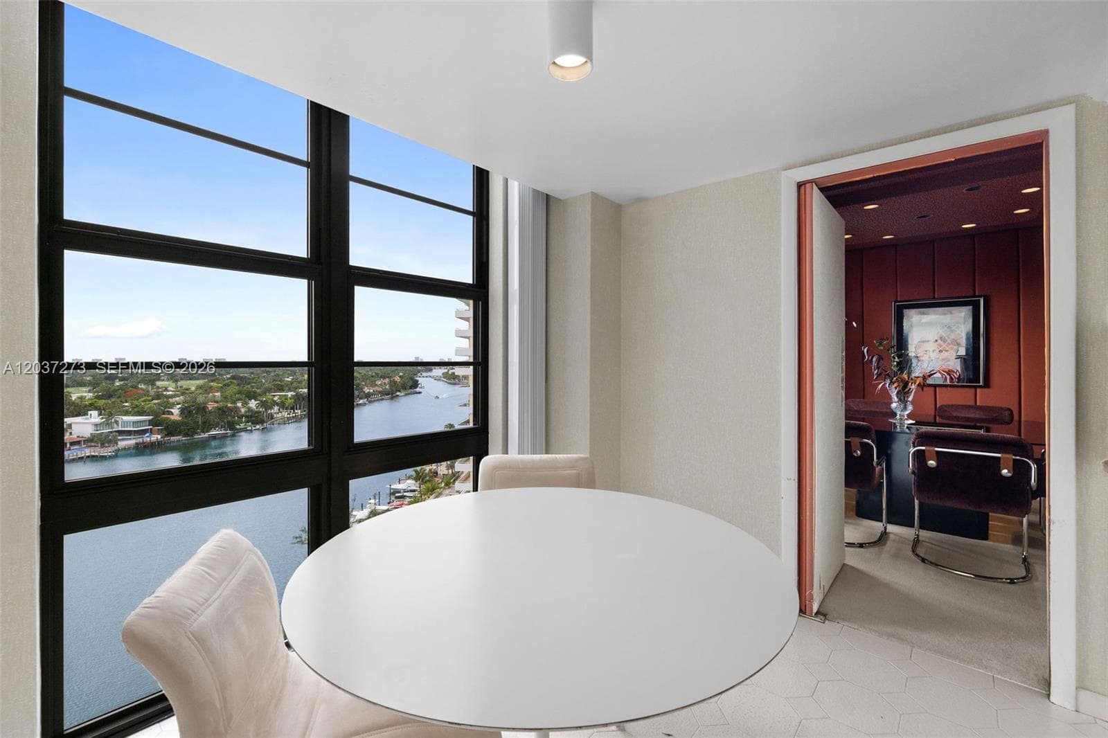 TOWERHOUSE CONDO · #1401 in Miami Beach - Photo 11