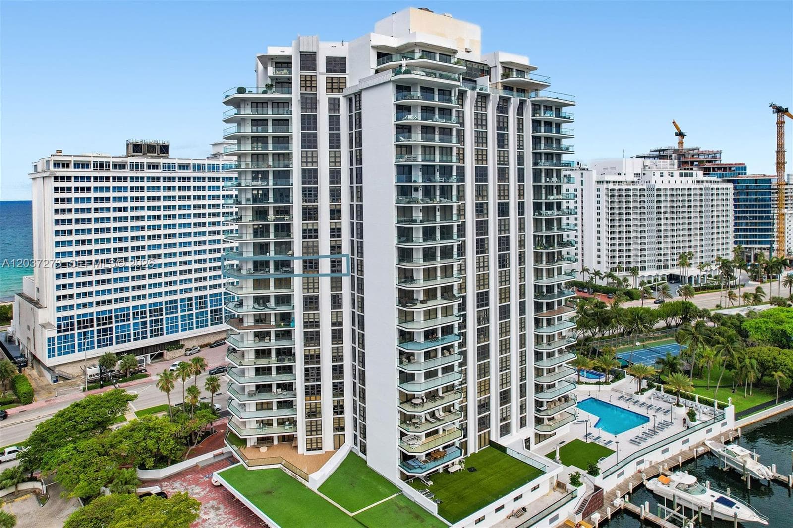 TOWERHOUSE CONDO · #1401 in Miami Beach - Photo 35