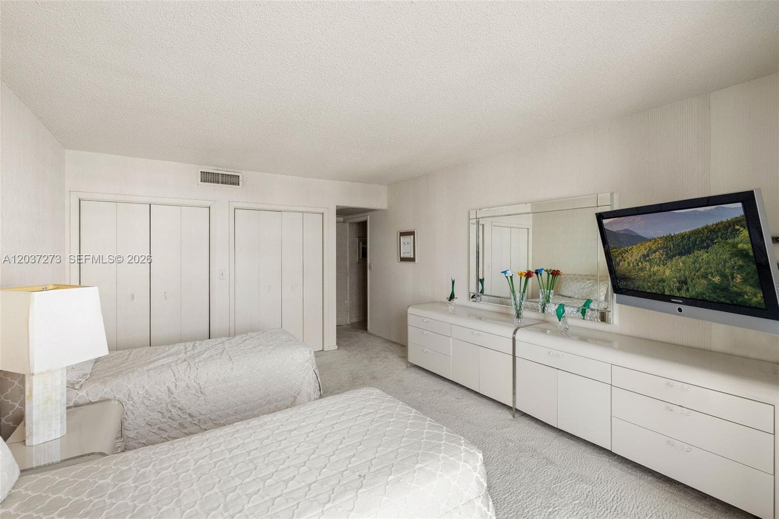 TOWERHOUSE CONDO · #1401 in Miami Beach - Photo 21