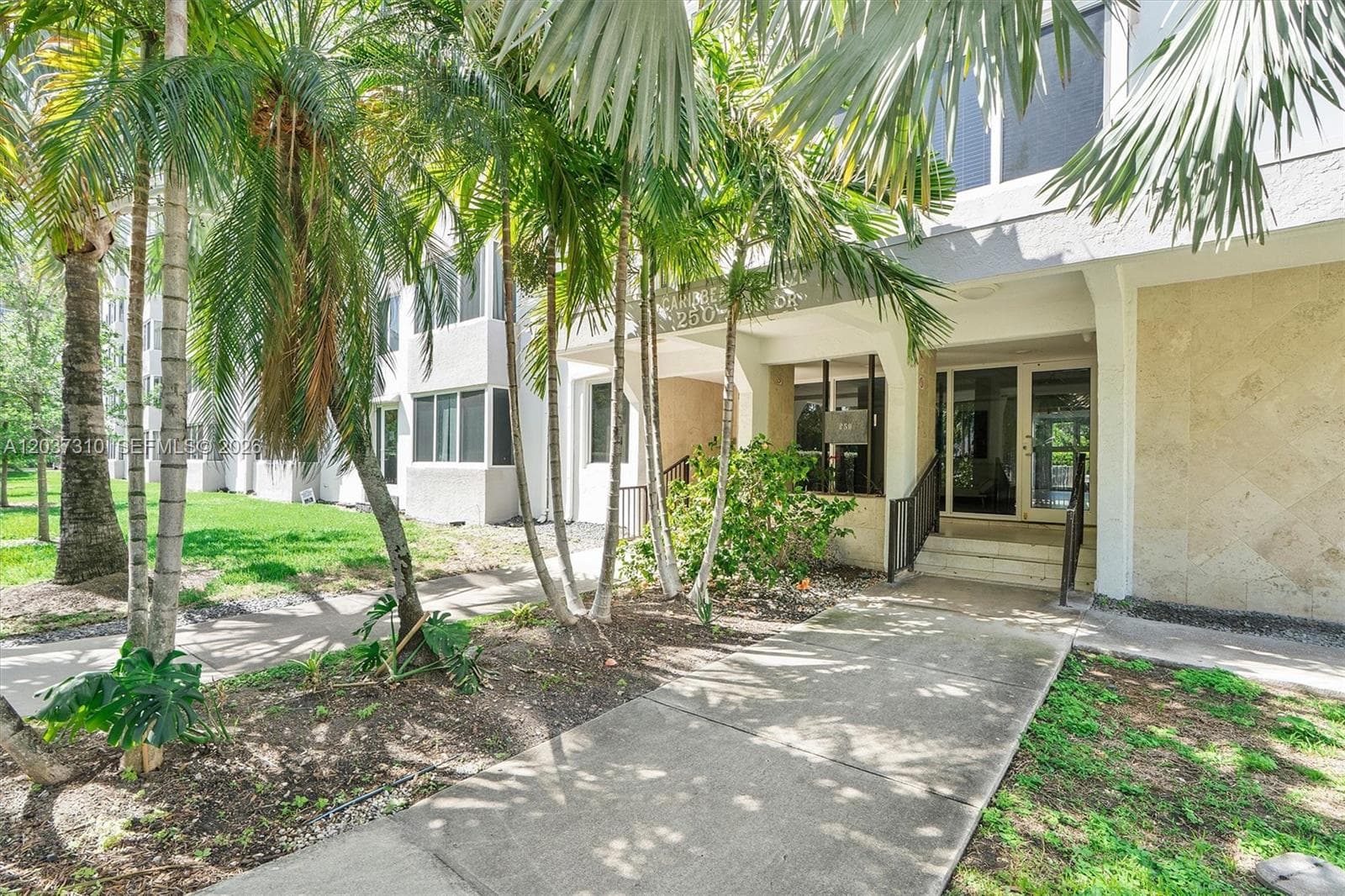 CARIBBEAN BREEZE CONDO · #158 in Sunny Isles Beach - Photo 5