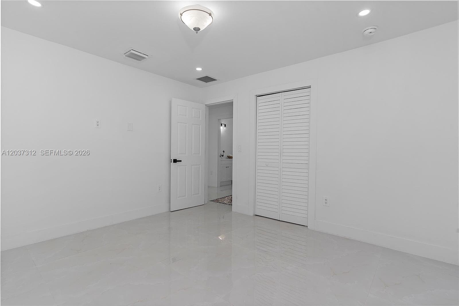 1473 NE 30th Ct photo 26
