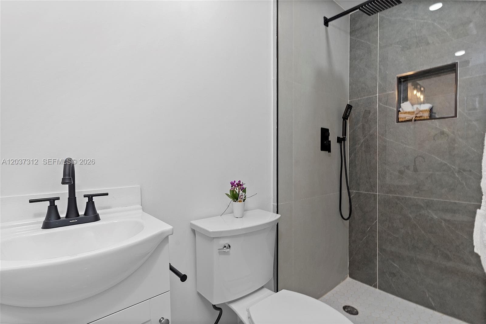 1473 NE 30th Ct photo 31