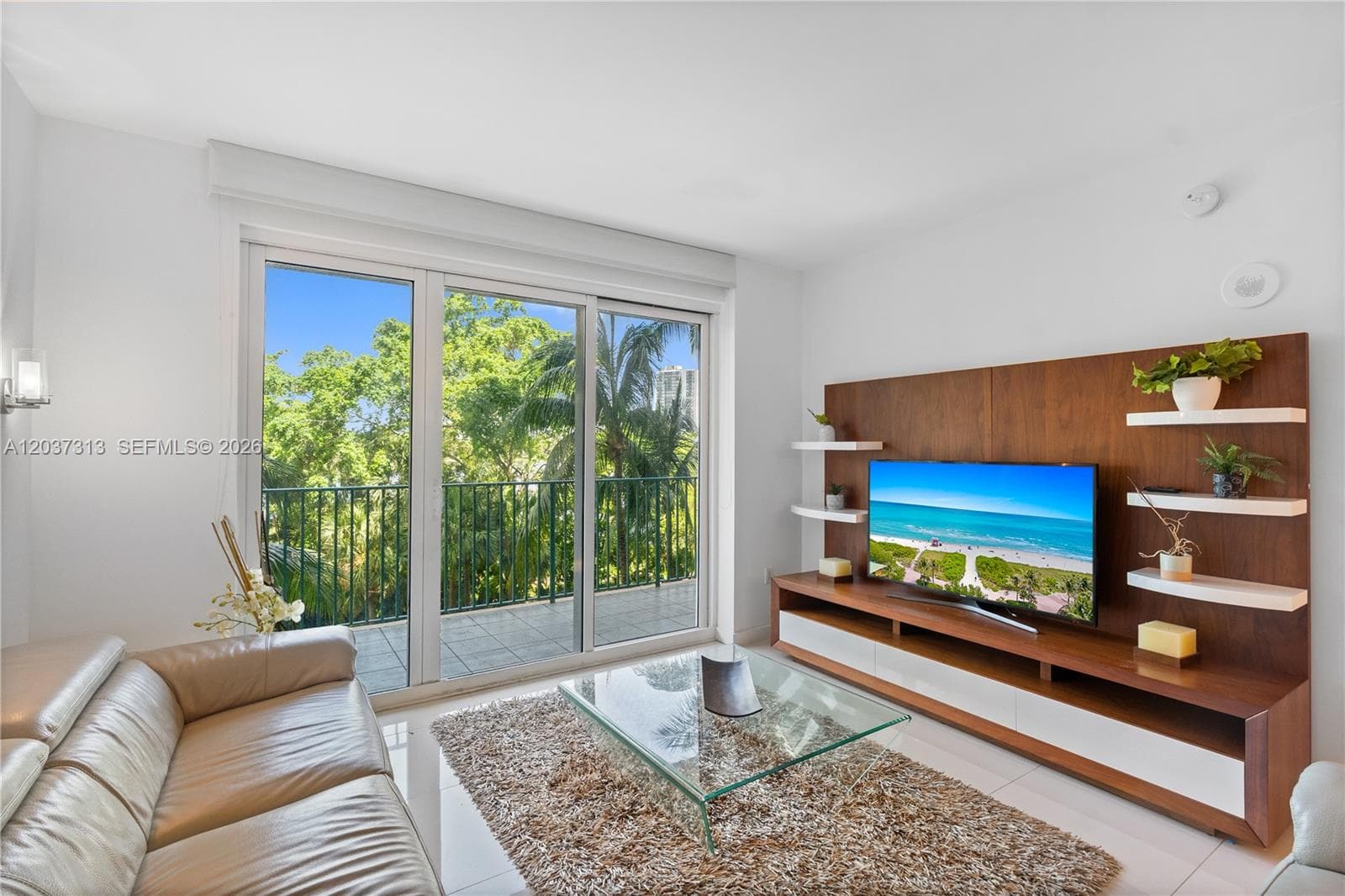 TURNBERRY VLG · #306 in Aventura - Photo 9