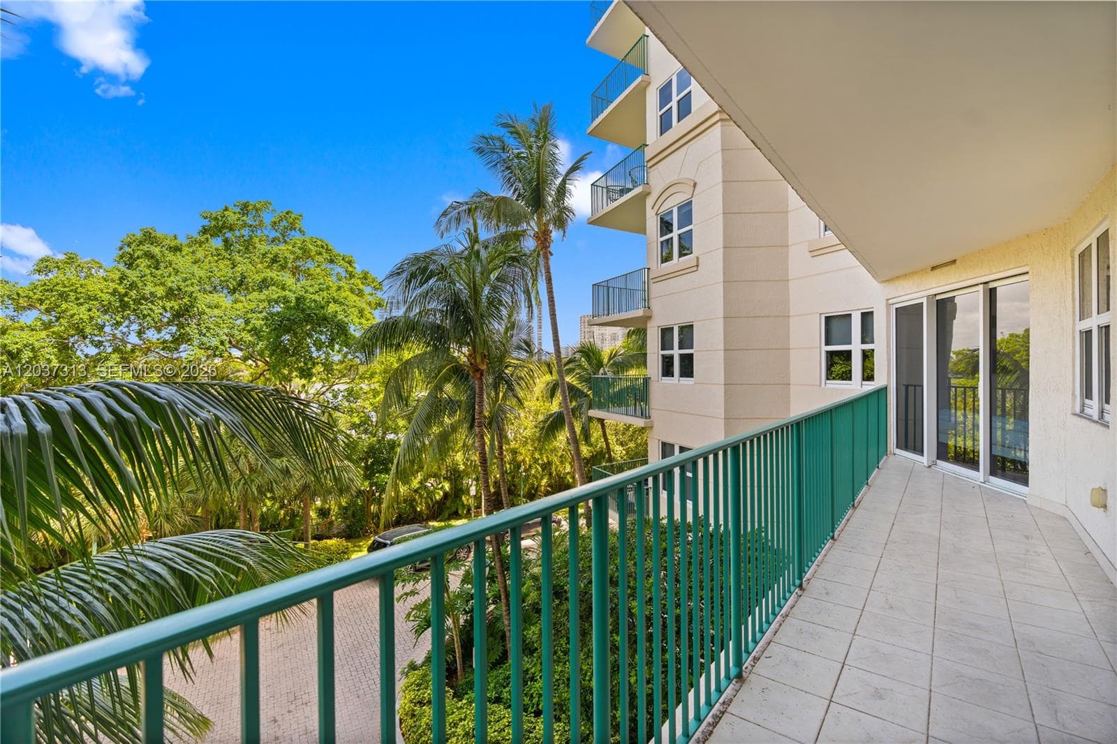 TURNBERRY VLG · #306 in Aventura - Photo 44
