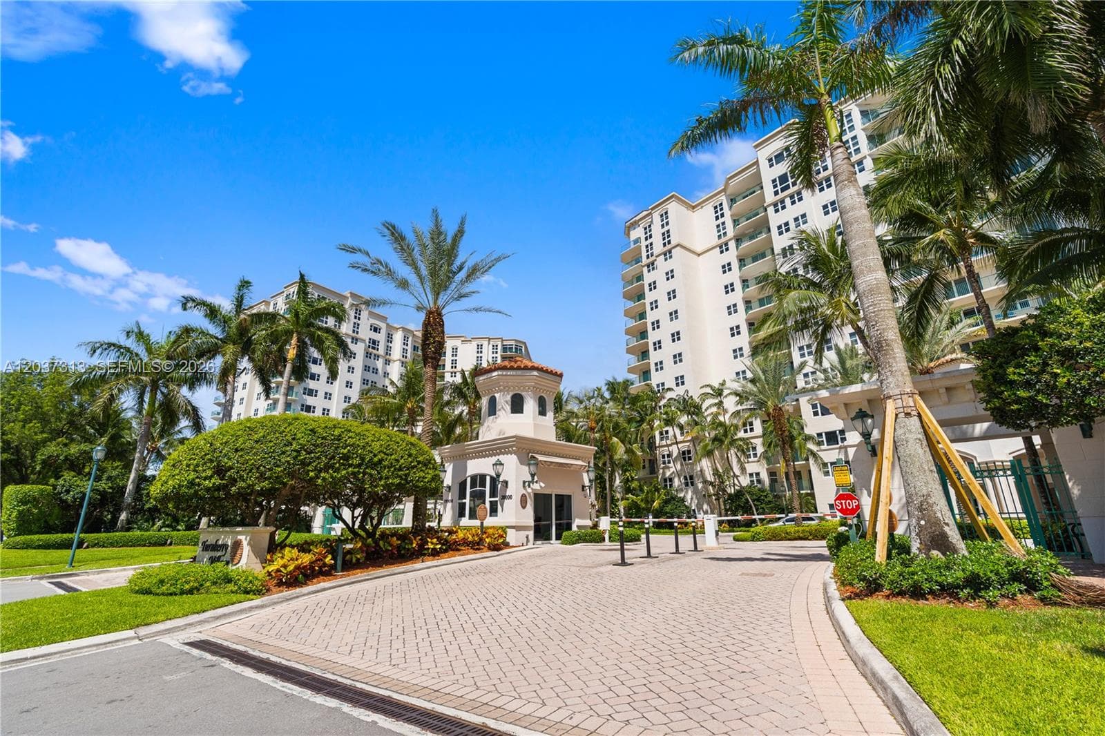 TURNBERRY VLG · #306 in Aventura - Photo 31
