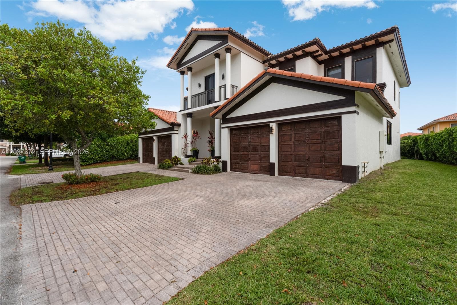 7504 SW 188th Ter photo 5