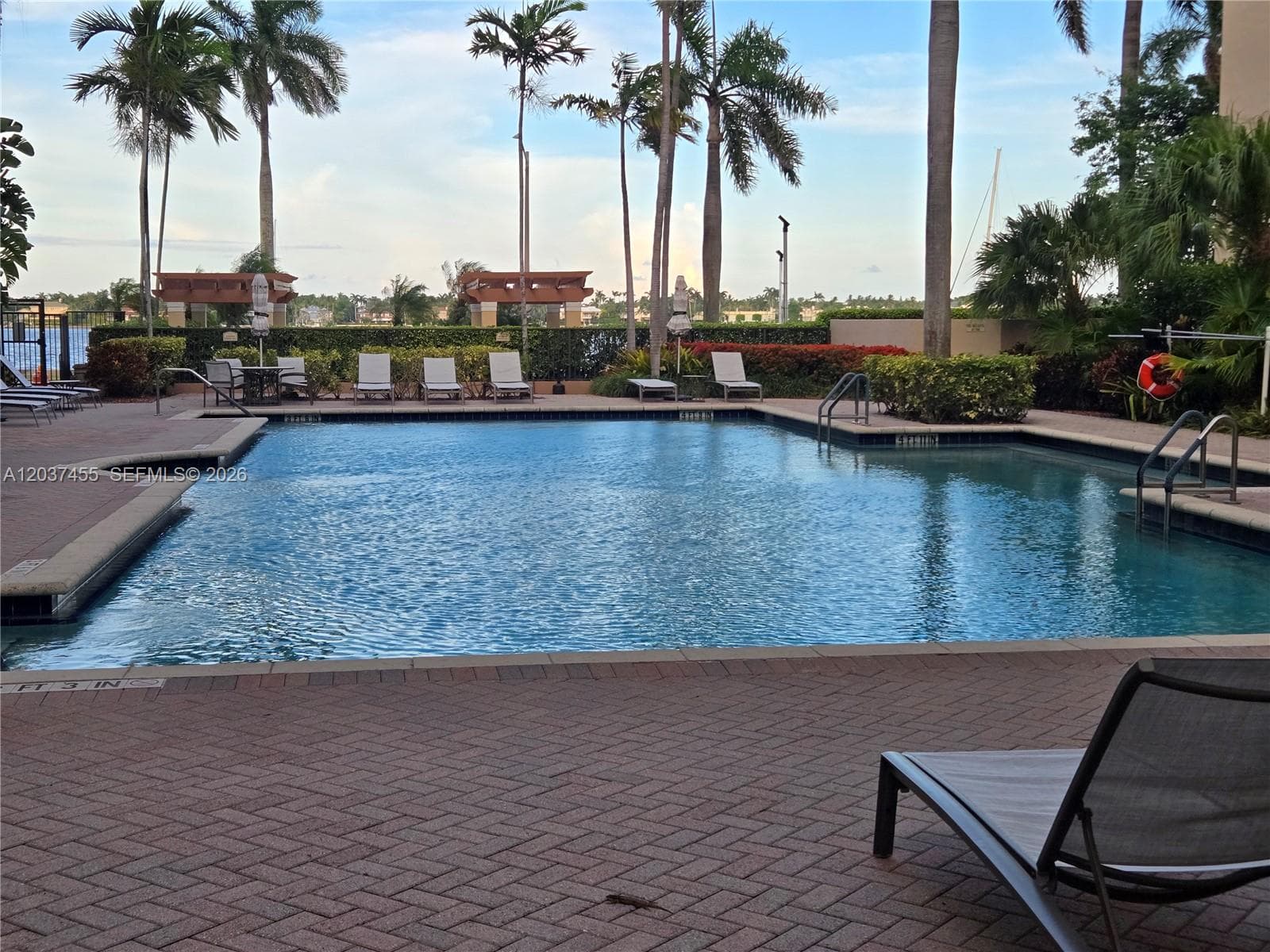 FLAGLER POINTE CONDO · #822 in West Palm Beach - Photo 1