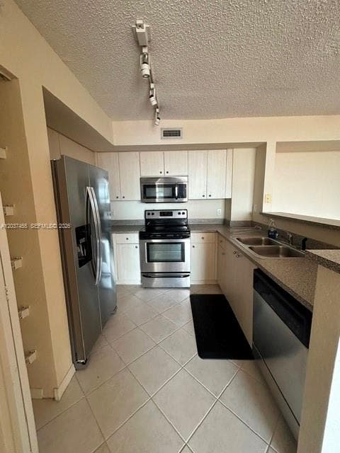 FLAGLER POINTE CONDO · #822 in West Palm Beach - Photo 11