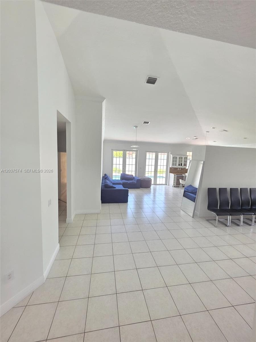 14291 SW 34th St photo 6
