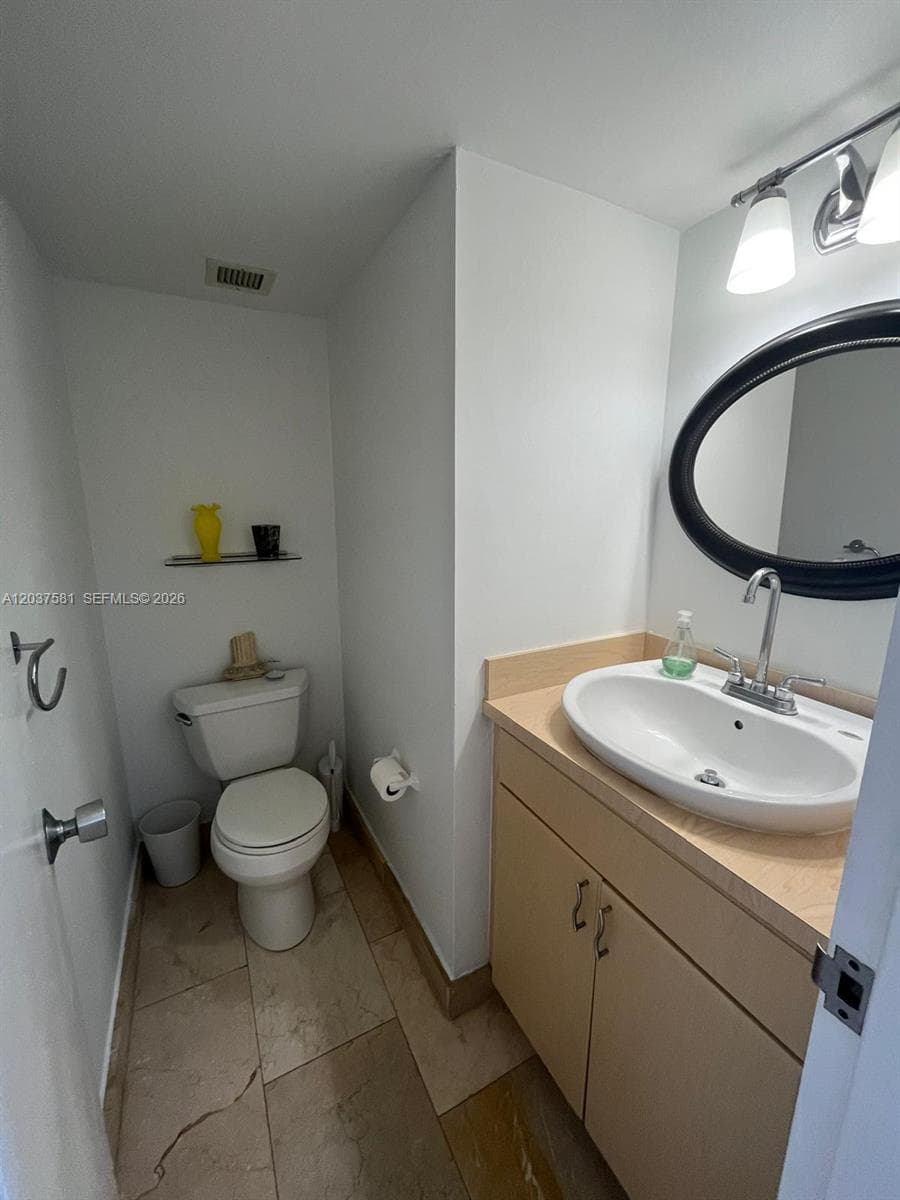 CARLTON BAY CONDO · #5-T in North Miami Beach - Photo 9