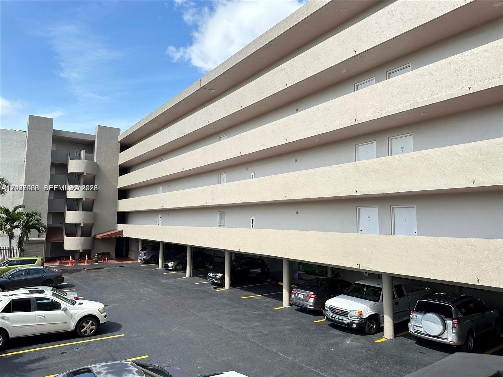 Sandalwood Condo Apts · #315 in Miami - Photo 6