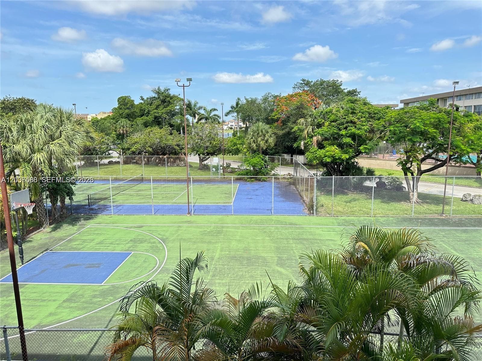 Sandalwood Condo Apts · #315 in Miami - Photo 13