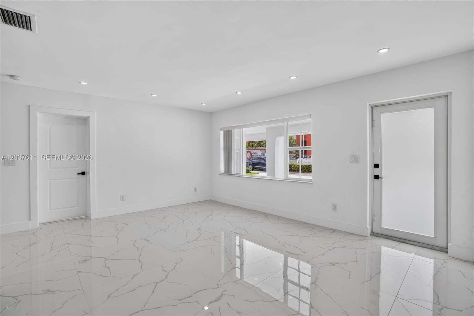 1920 SW 67th Ave photo 8
