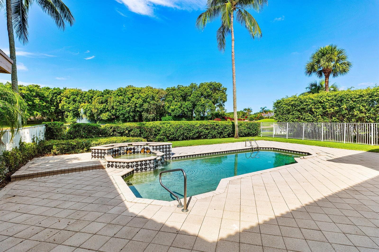 027-17571BocaireWay-BocaRaton-FL-33487-S