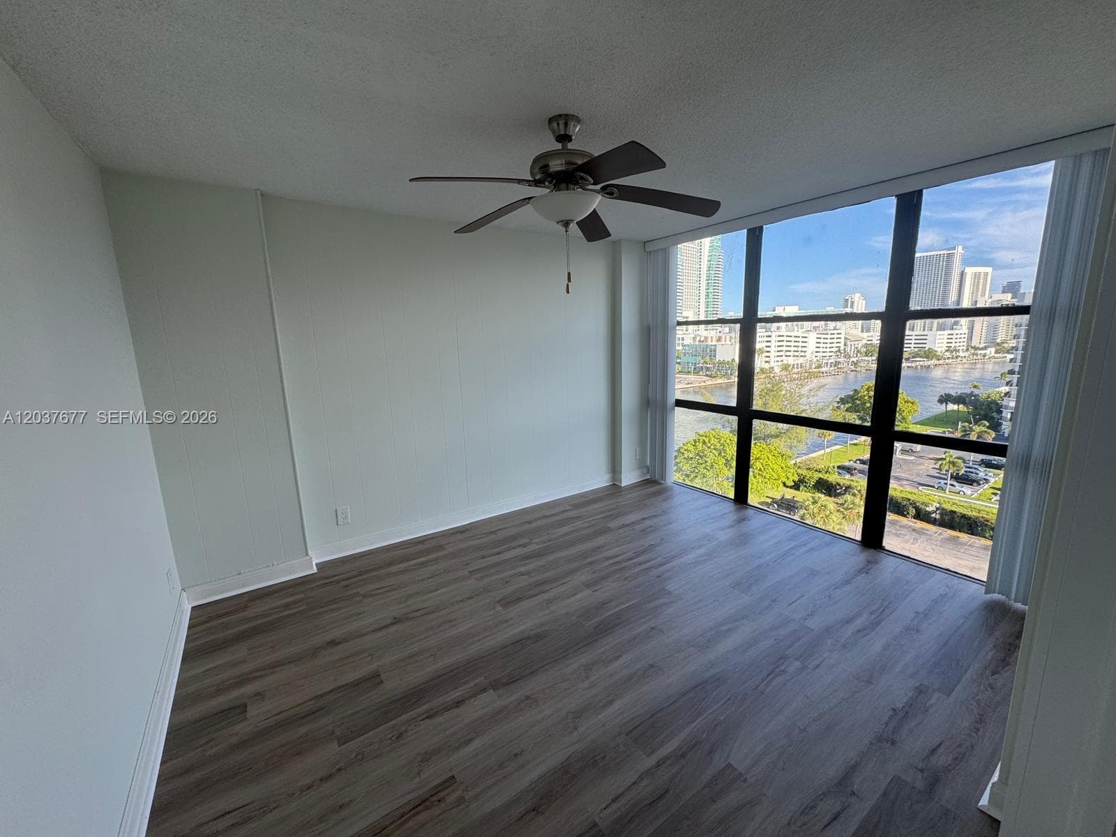 OCEANVIEW PARK CONDO · #1018 in Hallandale Beach - Photo 16