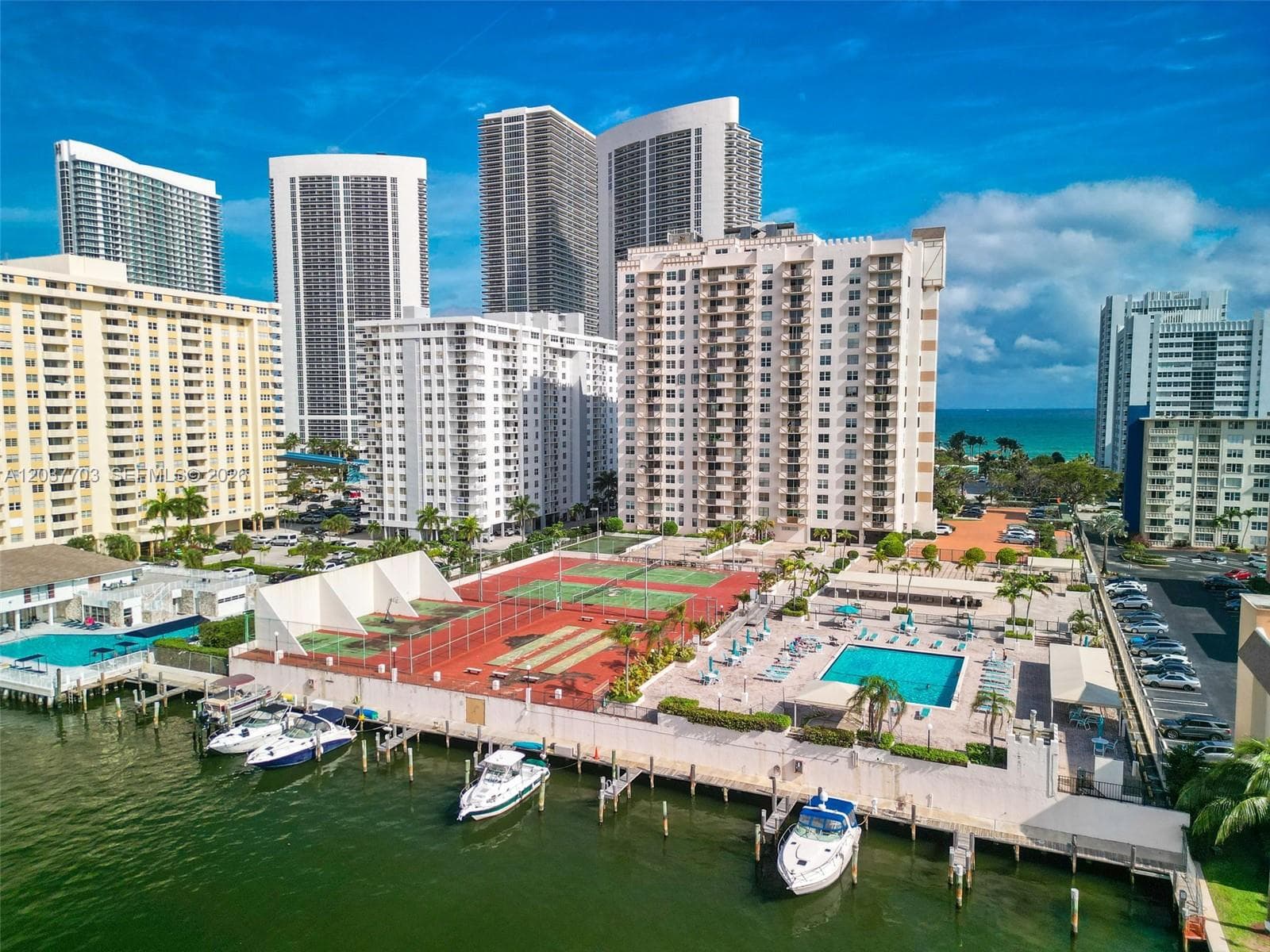PRINCE GEORGE · #16B in Hallandale Beach - Photo 27