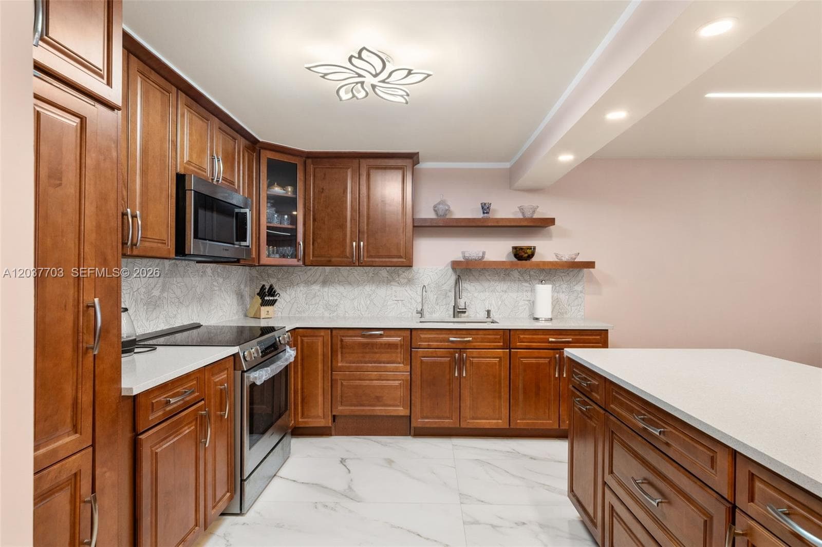 PRINCE GEORGE · #16B in Hallandale Beach - Photo 6