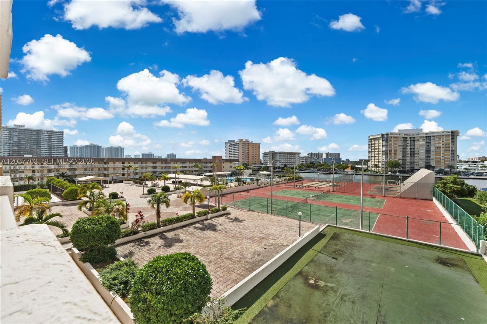 PRINCE GEORGE · #16B in Hallandale Beach - Photo 26