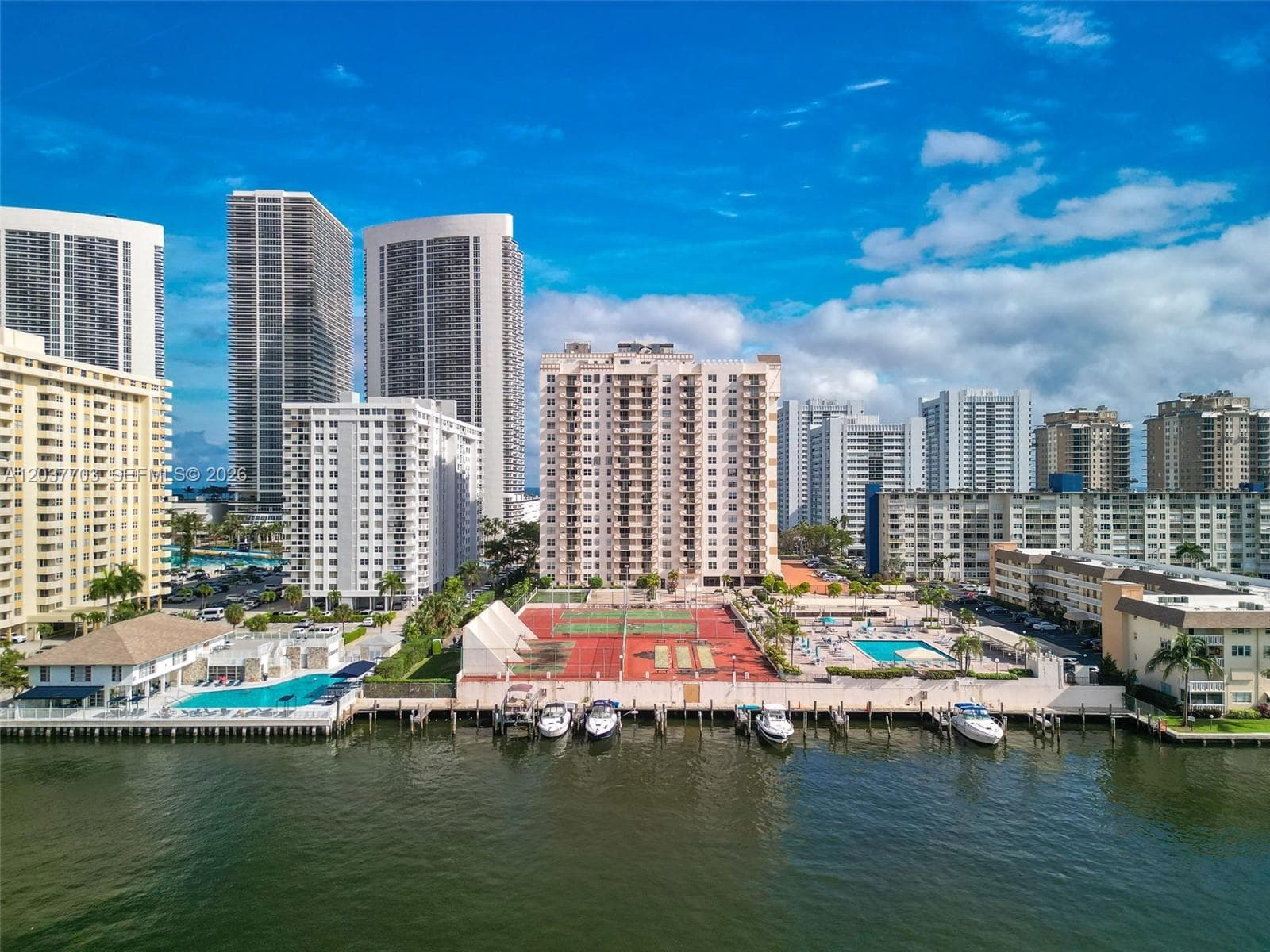 PRINCE GEORGE · #16B in Hallandale Beach - Photo 28