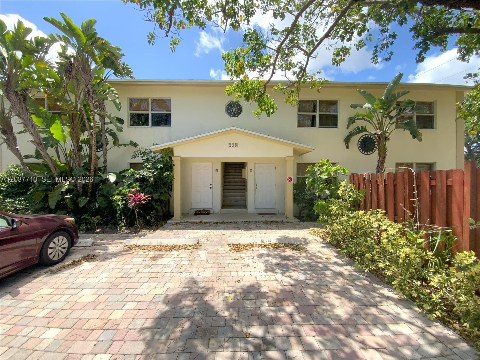 CASCADE FALLS CONDO · #7 in Fort Lauderdale - Photo 2
