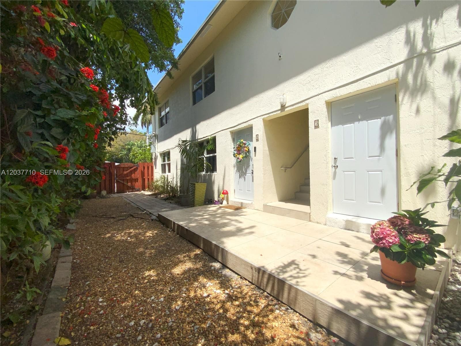 CASCADE FALLS CONDO · #7 in Fort Lauderdale - Photo 12