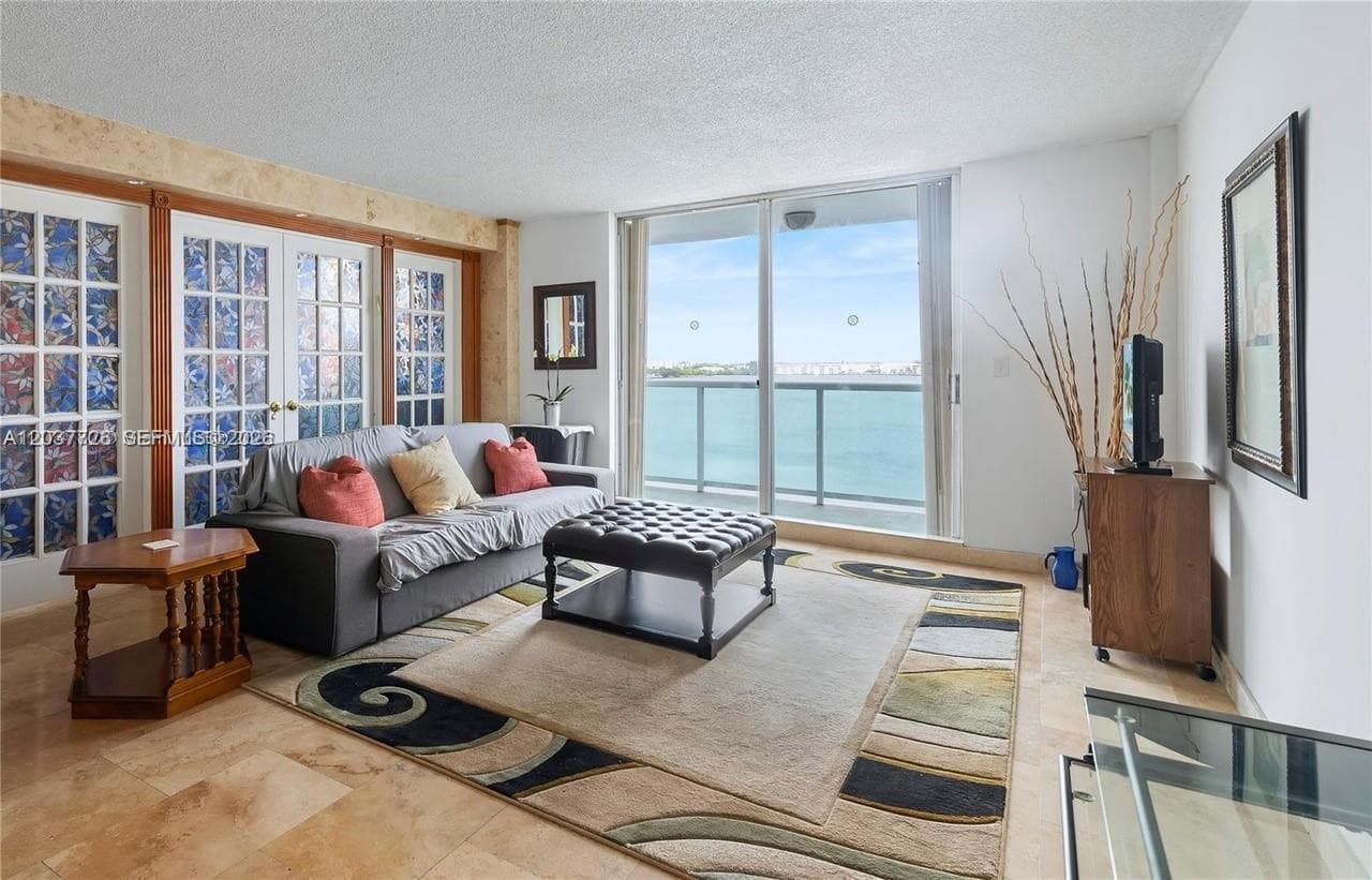 STRATFORT HOUSE · #803 in North Miami Beach - Photo 14