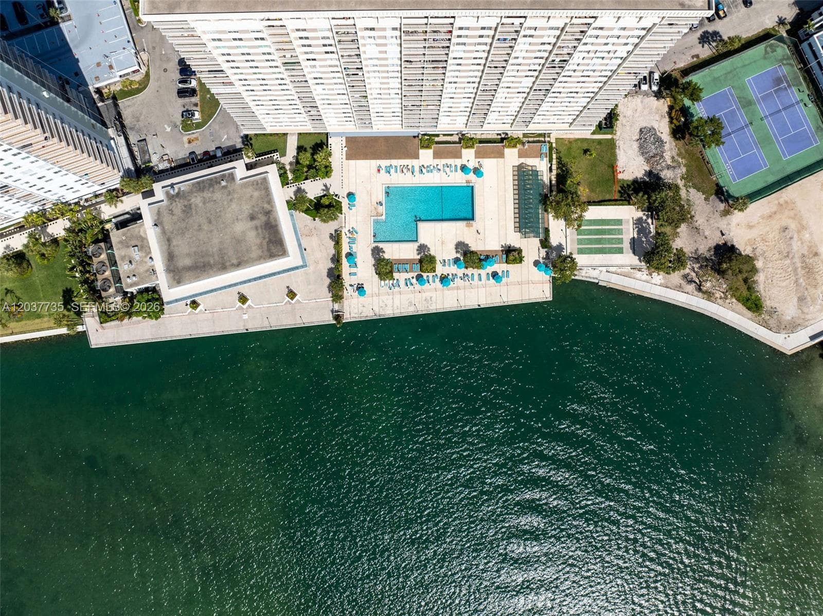 ARLEN HOUSE WEST CONDO · #1520 in Sunny Isles Beach - Photo 30