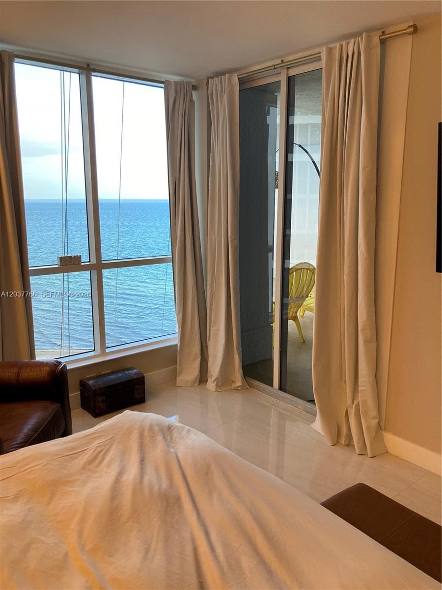 THE STERLING CONDO · #1701 in Miami Beach - Photo 15