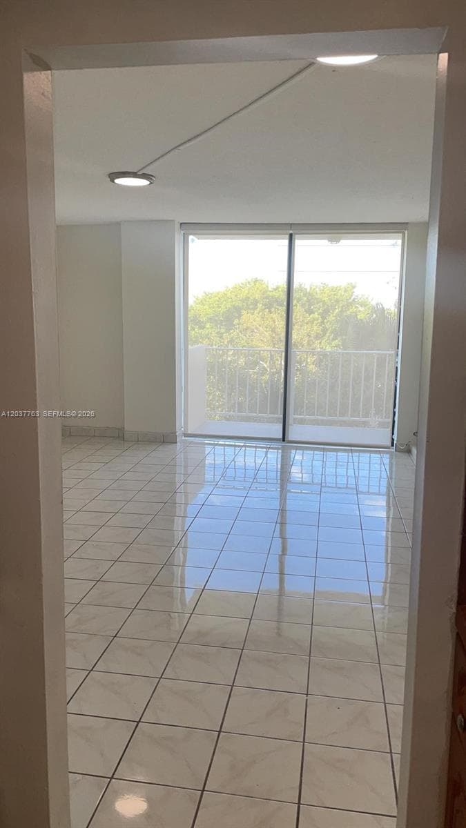VECINO DEL MAR · #403 in North Miami - Photo 27