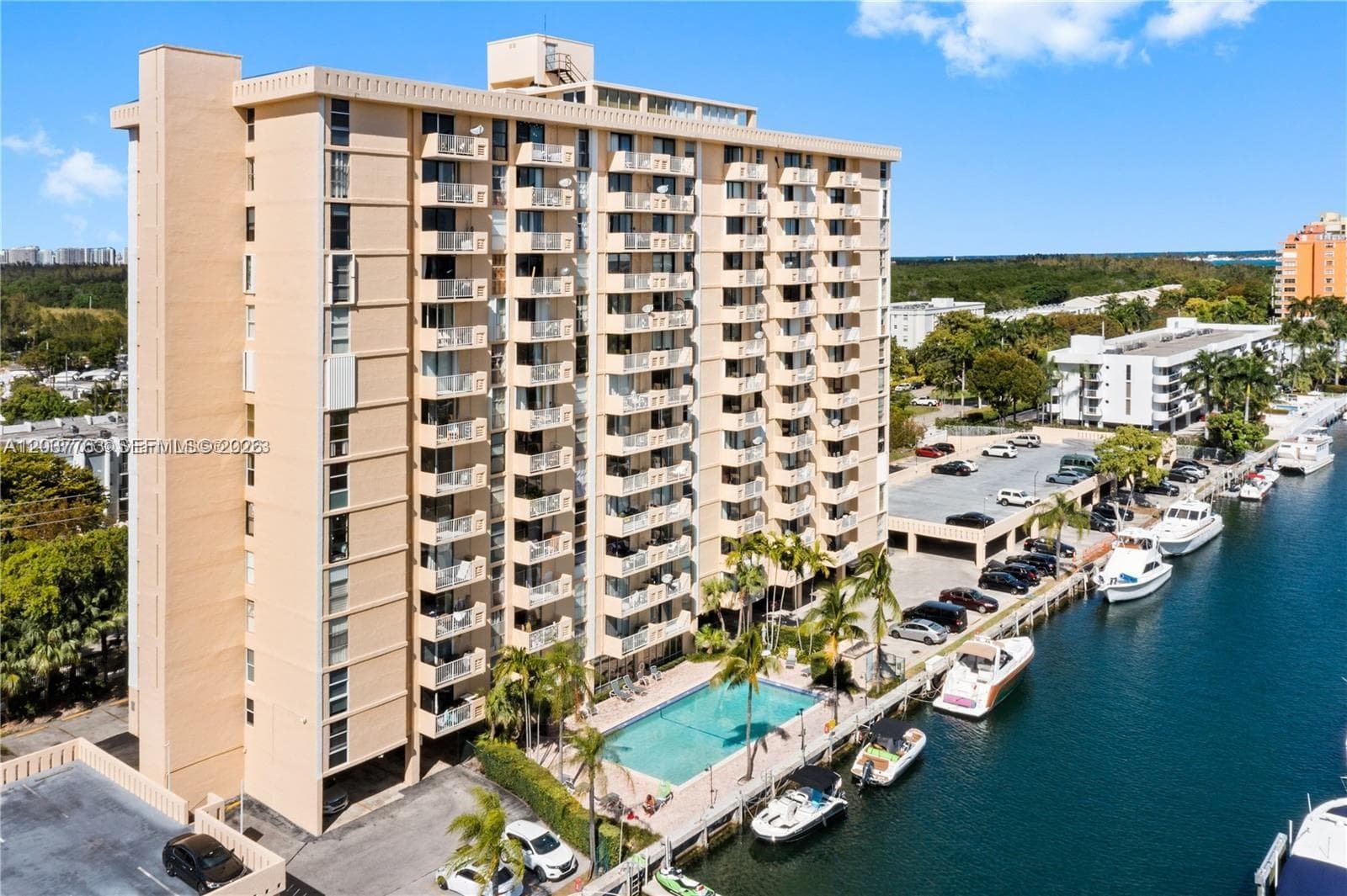 VECINO DEL MAR · #403 in North Miami - Photo 10