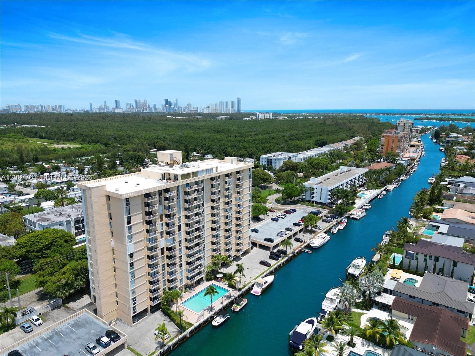 VECINO DEL MAR · #403 in North Miami - Photo 15