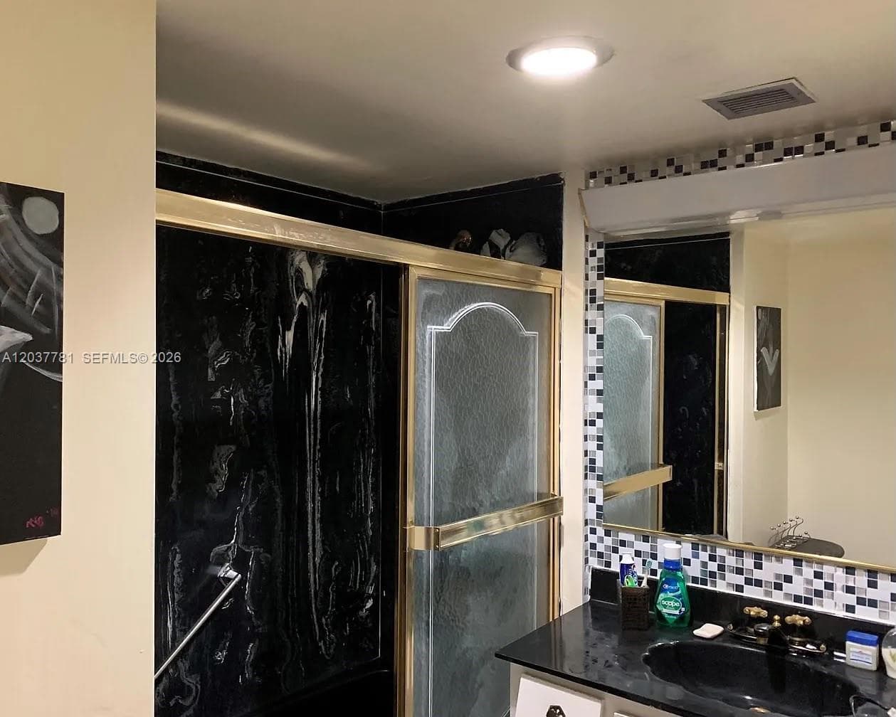 ADMIRALS PORT CONDO WEST · #2107W in Aventura - Photo 15