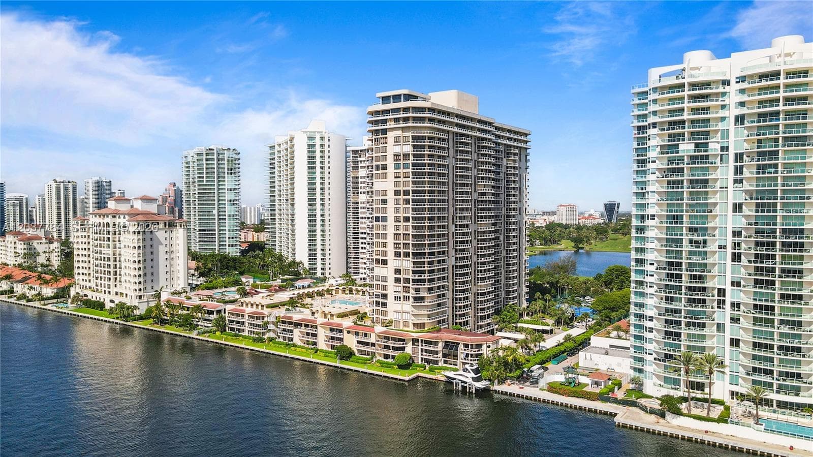 TERRACES NORTH TURNBERRY · #803 in Aventura - Photo 79