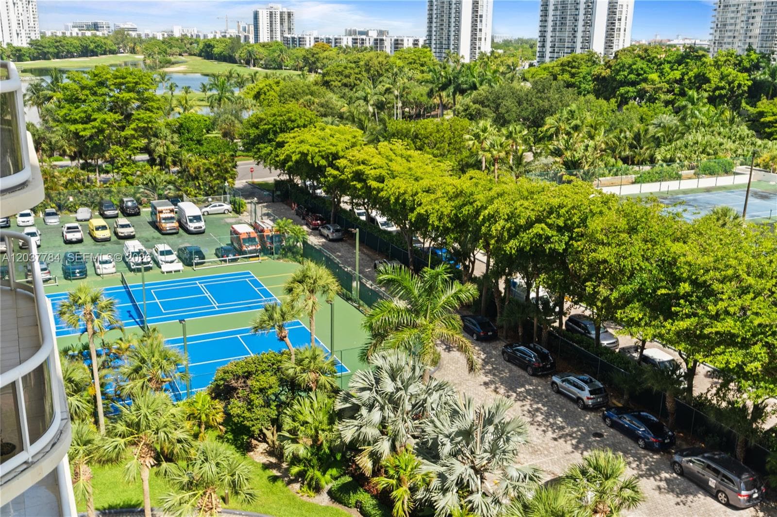 TERRACES NORTH TURNBERRY · #803 in Aventura - Photo 14