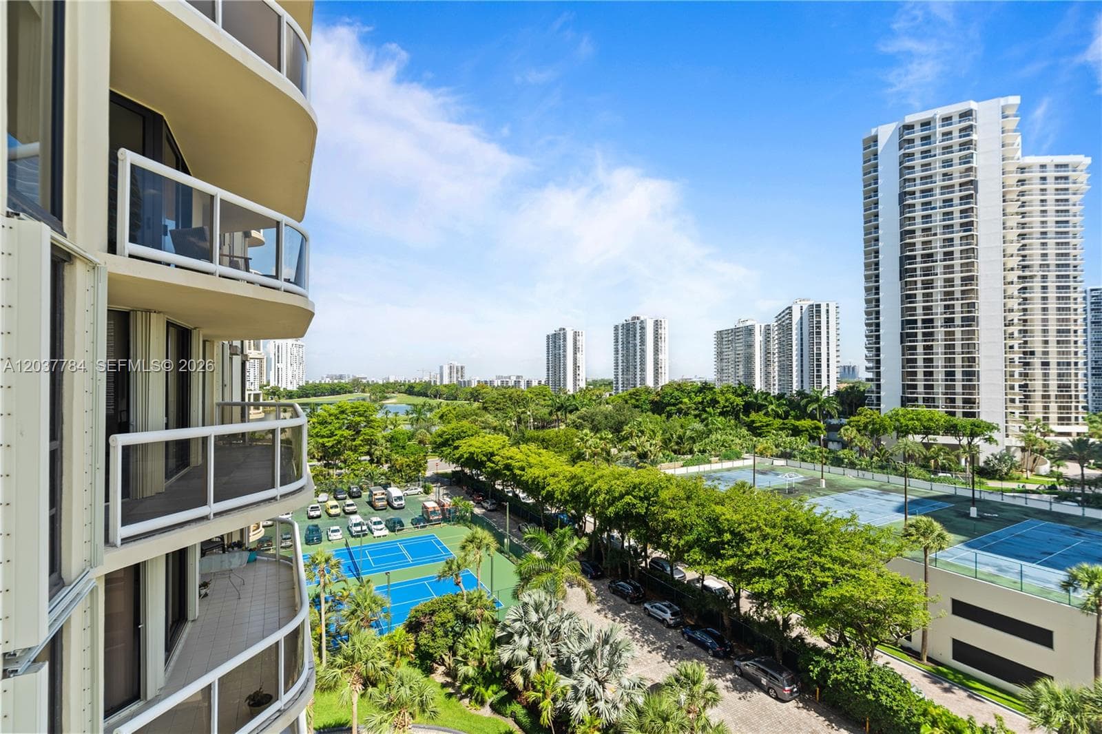 TERRACES NORTH TURNBERRY · #803 in Aventura - Photo 31