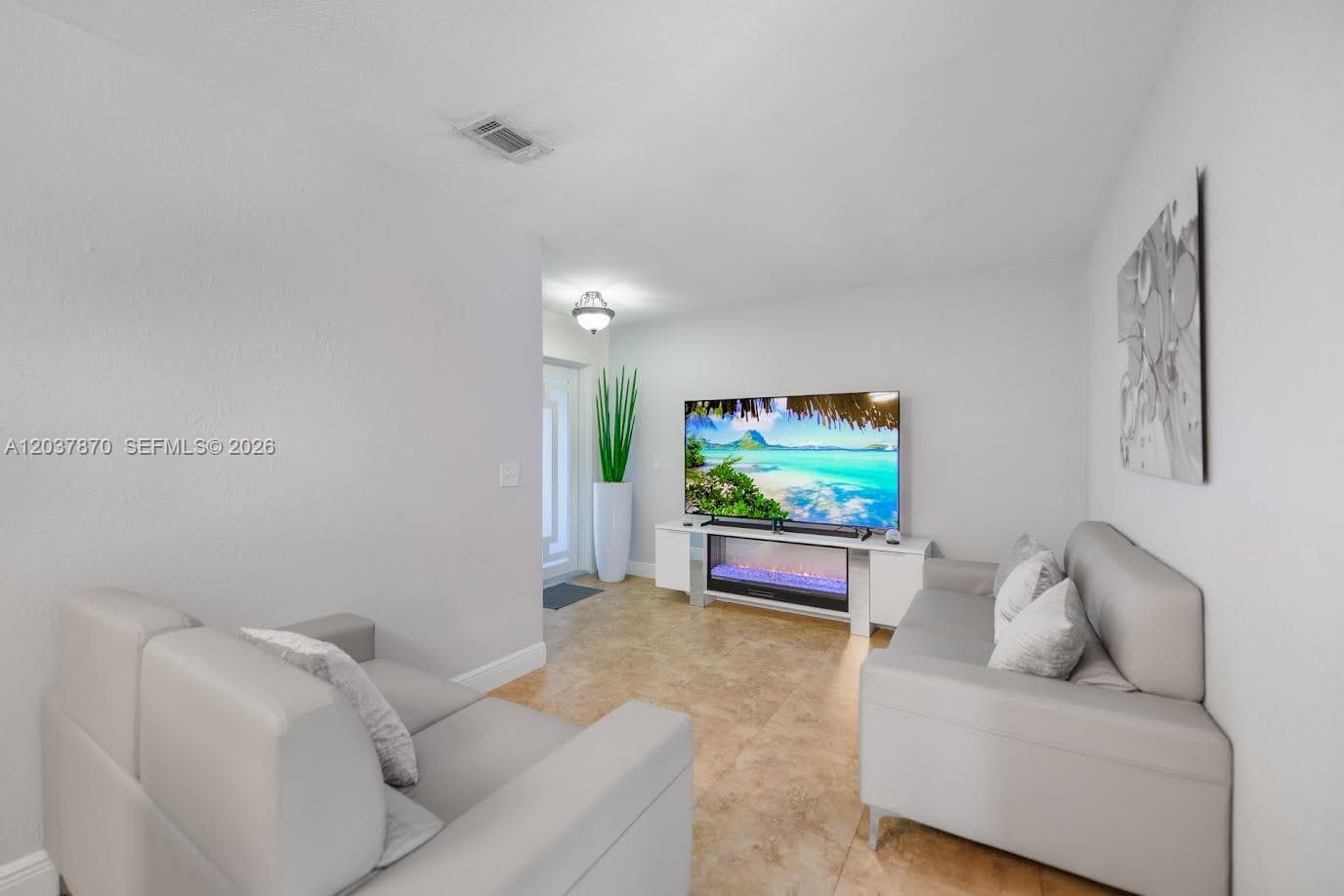 15216 SW 112th Pl photo 2