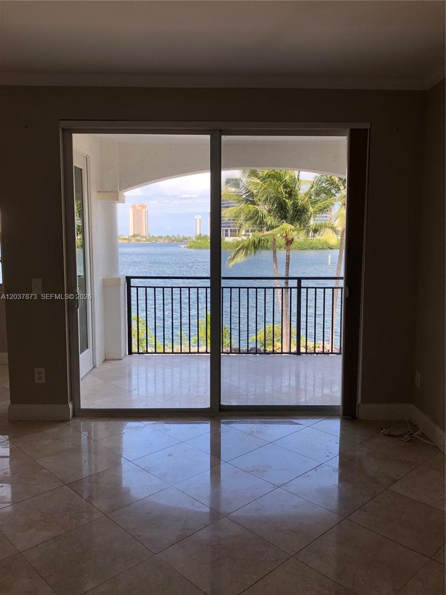 VILLAGE BY THE BAY CONDO · #12303 in Aventura - Photo 12