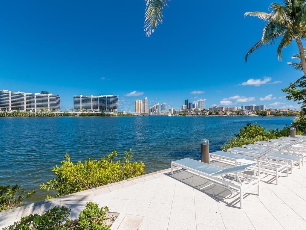 VILLAGE BY THE BAY CONDO · #12303 in Aventura - Photo 24